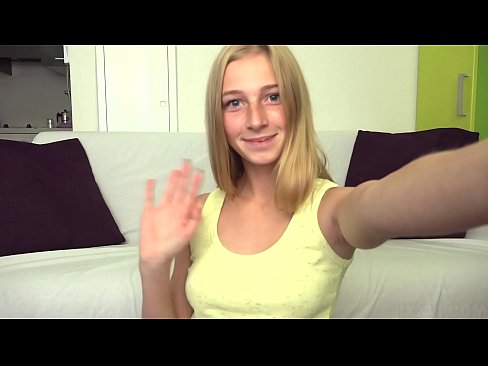 ❤️ Когда мне скучно, я лениво мастурбирую свою розовую писечку ❌ Секс видео у нас ️❤